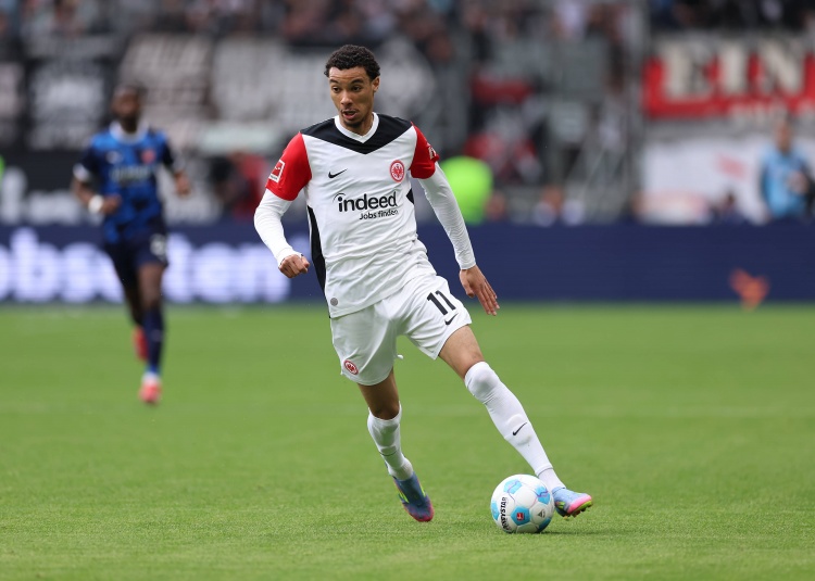 hth华体育app官网登录-英媒：纽卡准备首次报价埃基蒂克，有意让其与伊萨克、伊兰加搭档