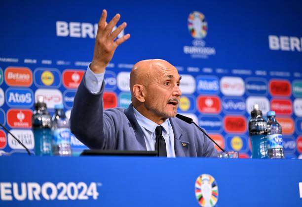 华体在线登录官网-斯帕莱蒂：国米夺冠太早，对一些球员心态有影响